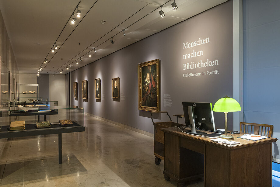 Link zur Ausstellungsseite Blick ins Buchmuseum der SLUB - Link zur Ausstellungsseite